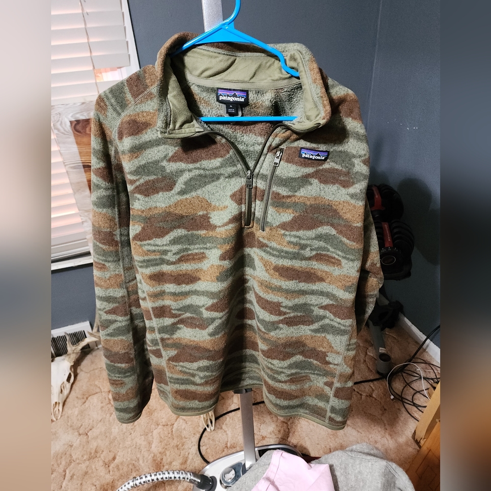 Patagonia better sweater 1/4 zip XL, forest camo